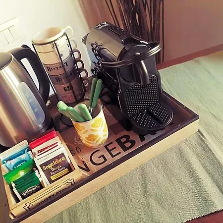Il Pettirosso Bed & Breakfast 4*